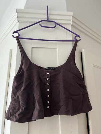 Zara Top mit integrietem BH