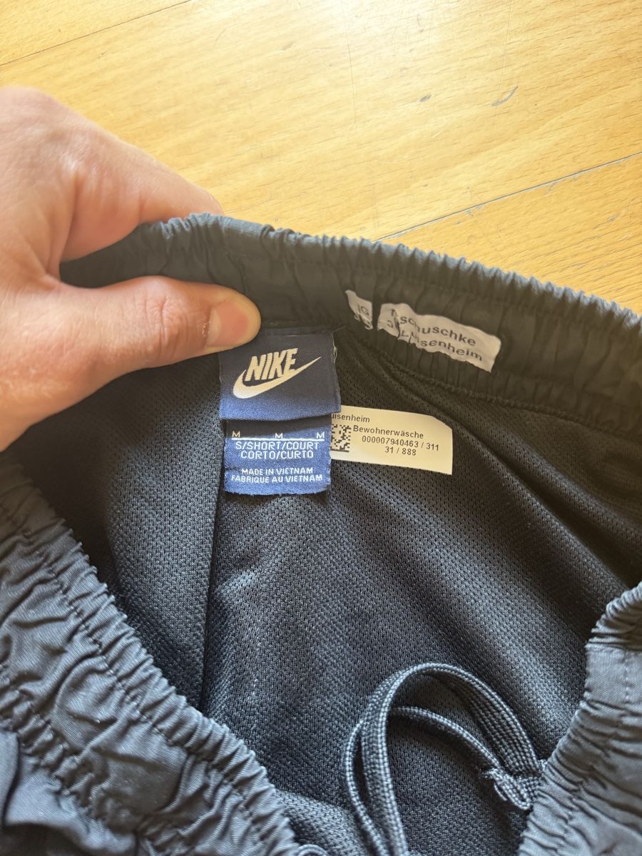 Nike Hosen: Nike Trackpants  – Gebraucht aus Zollikerberg von fin_5lzz 2