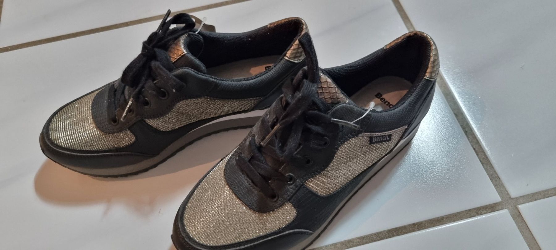 Bench Scarpe da donna: Sneaker Gr.38  neu Bench – Nuovo e nell'imballaggio originale da geroldswil venduto da Gumball1 3