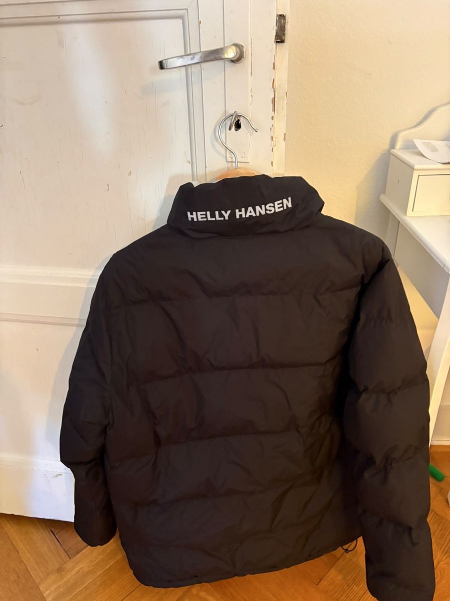 Helly Hansen Giacche: Veste Helly Hansen réversible grise et noire taille M – Usato da Carouge GE venduto da Valou1976 1