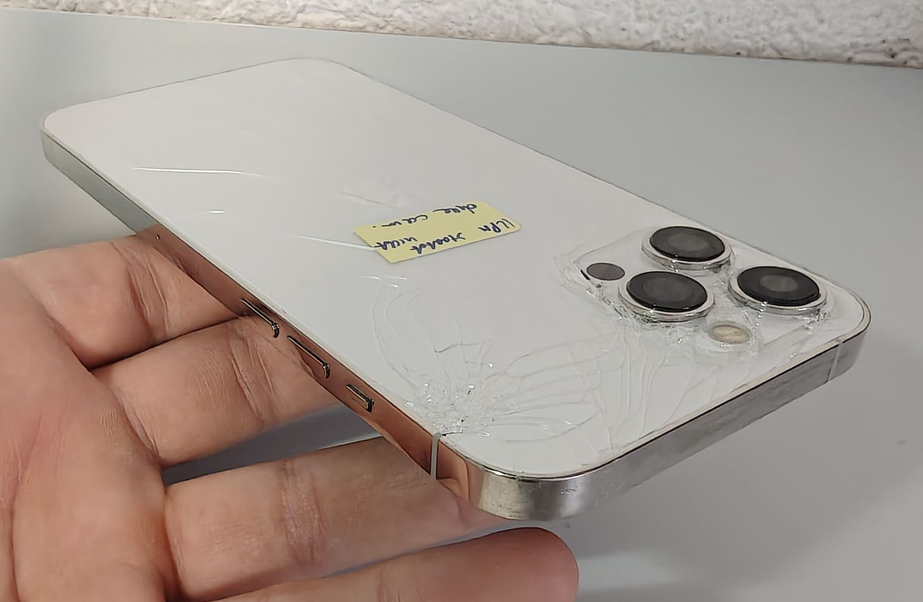 Apple Telefoni cellulari / Smartphones: iPhone 12 Pro Max weiss – Difettoso da Ehrendingen venduto da Rocky985 3