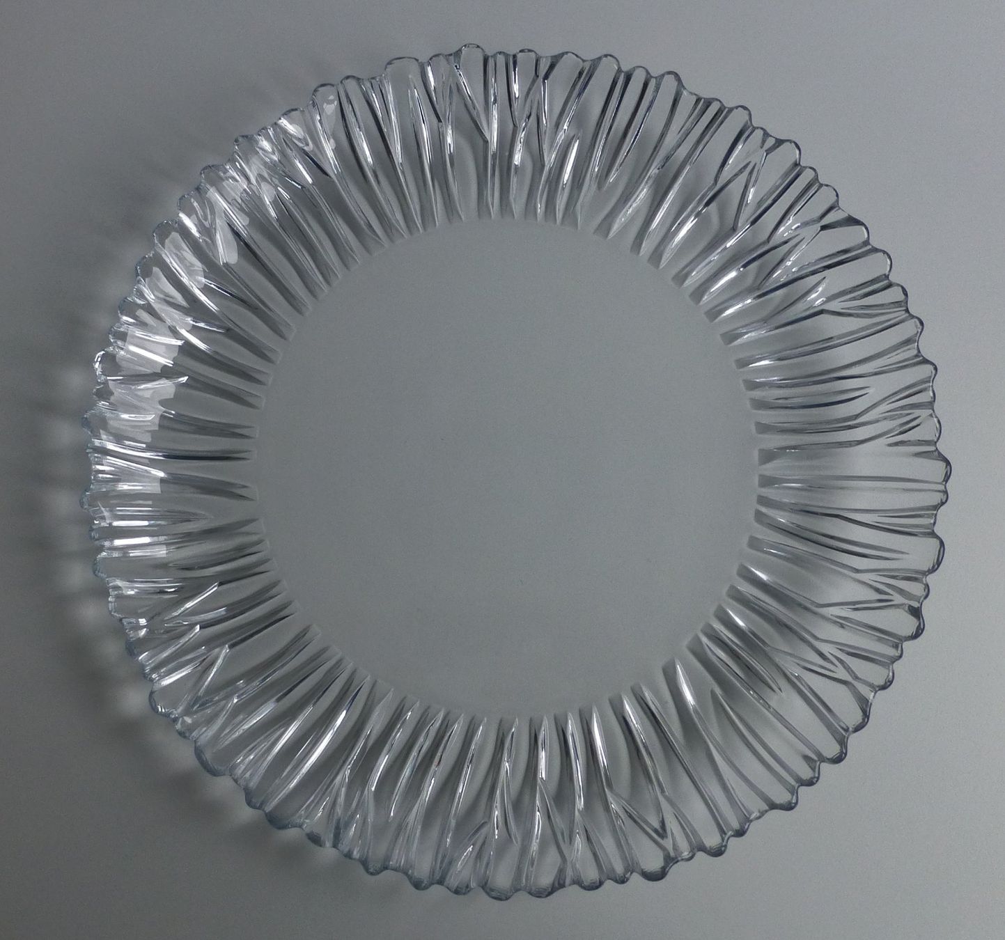 Gläser: schöne Glasplatte Sonnenform - ca. 31 cm – Gebraucht aus Bremgarten b. Bern von gutzi63