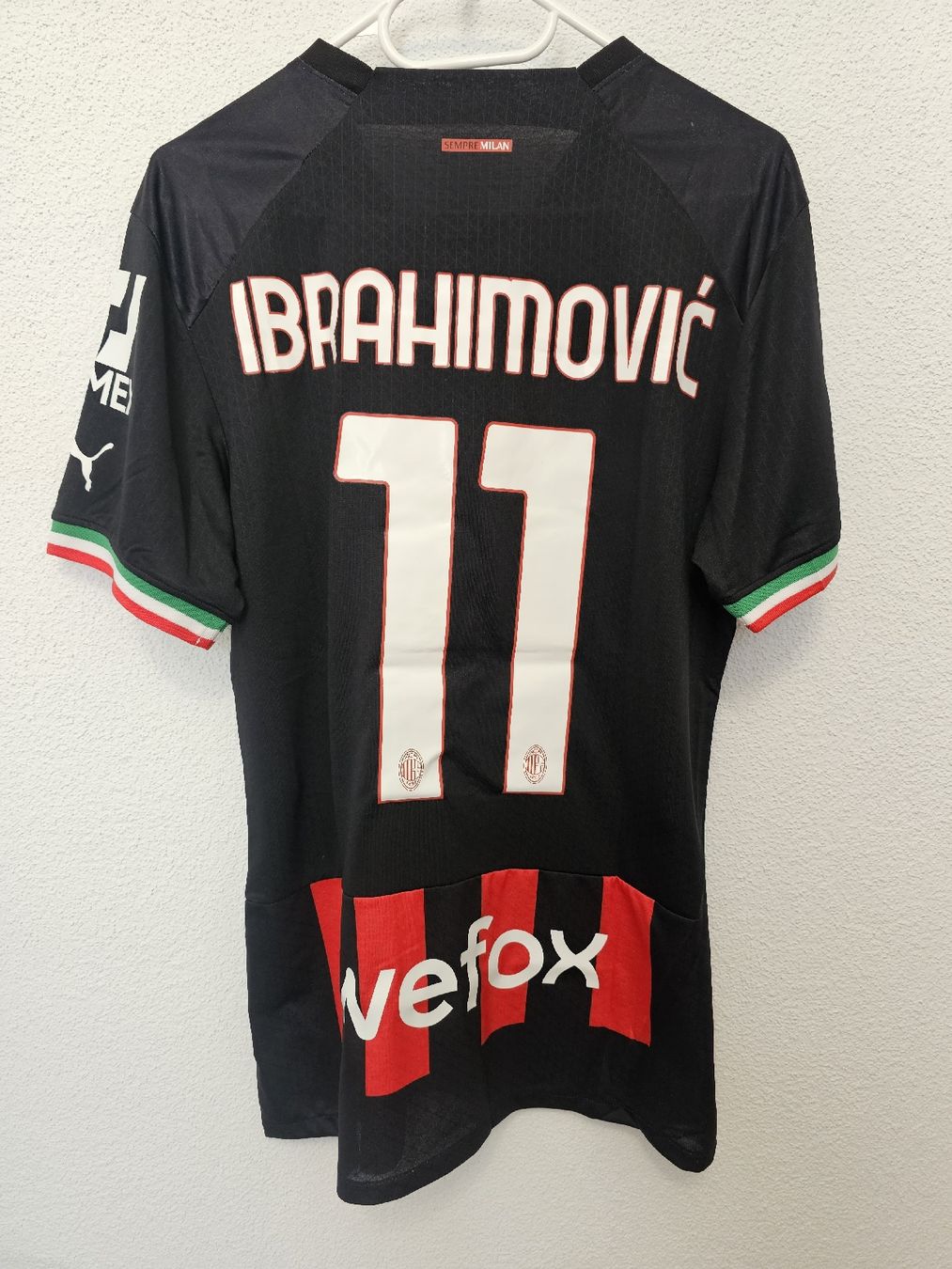 Canottiere & Pantaloni: AC Milan Spielertrikot 22/23 – Nuovo (secondo la descrizione) da Rickenbach LU venduto da LichterWelt 1
