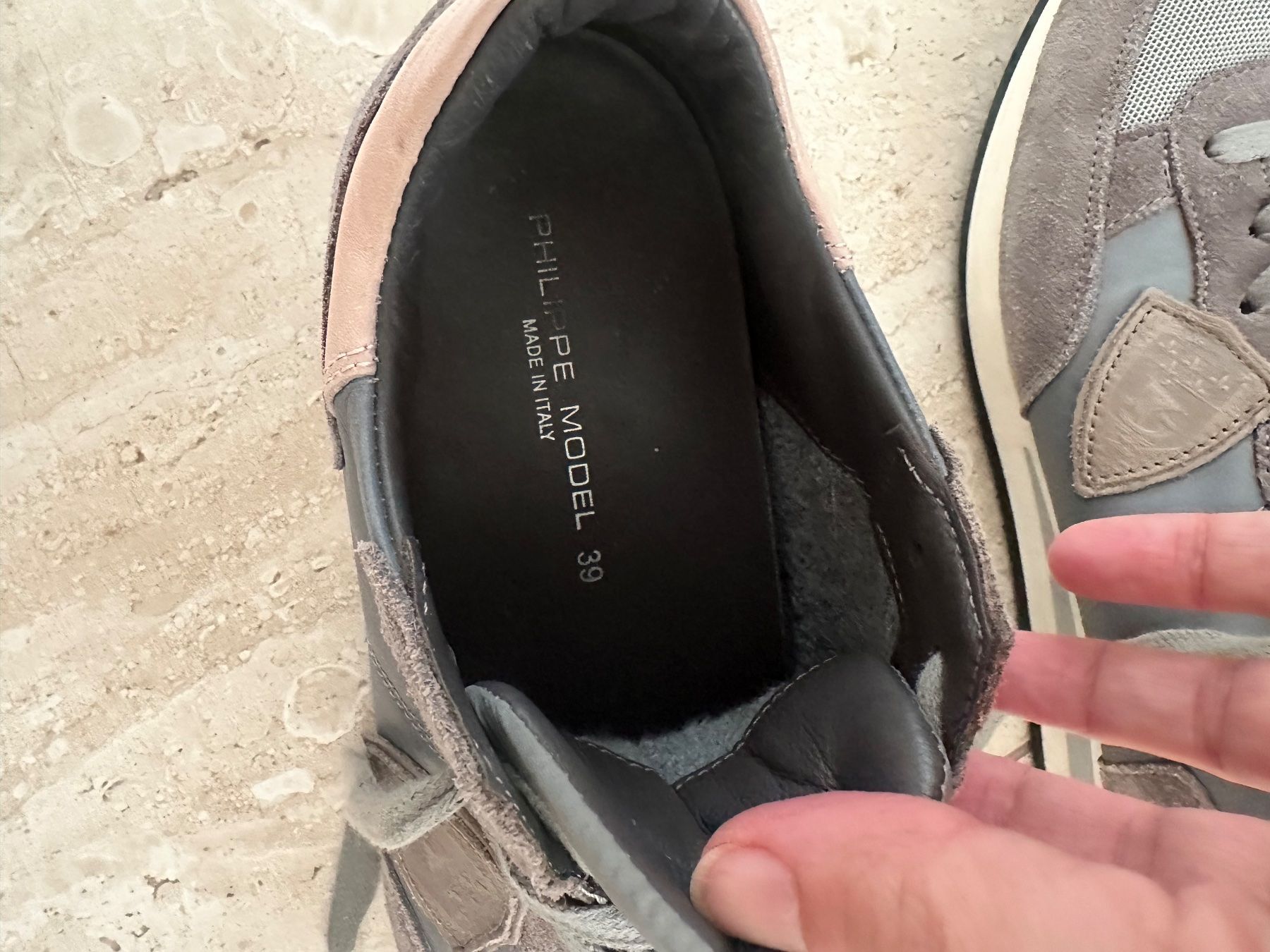 Scarpe da donna: Sneaker Philippe Model grau Grösse 39 Made in Italy – Usato da Dübendorf venduto da Kabelo 2