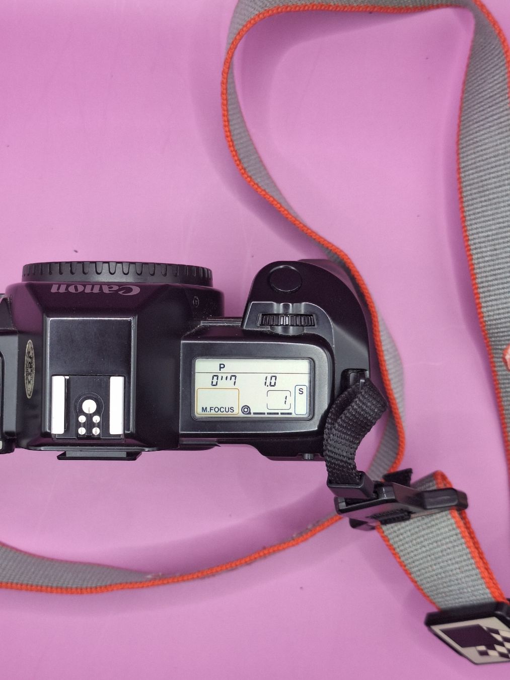 Canon Appareil photo: Canon EOS 650 Body – D'occasion à Pfäffikon SZ par TobyPeterson 2