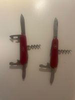 VICTORINOX (2x)