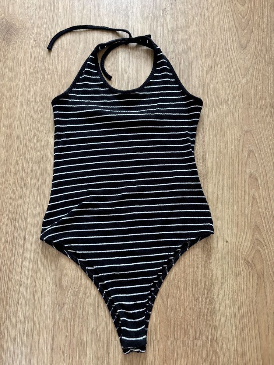 Tally Weijl Top: Gestreifter Neckholder Body – Nuovo (secondo la descrizione) da Solothurn venduto da amelie.br