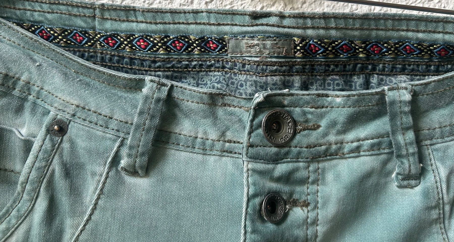 Nile Pantalons: NILE Hose – D'occasion à STUDEN BE par SMIROS 2