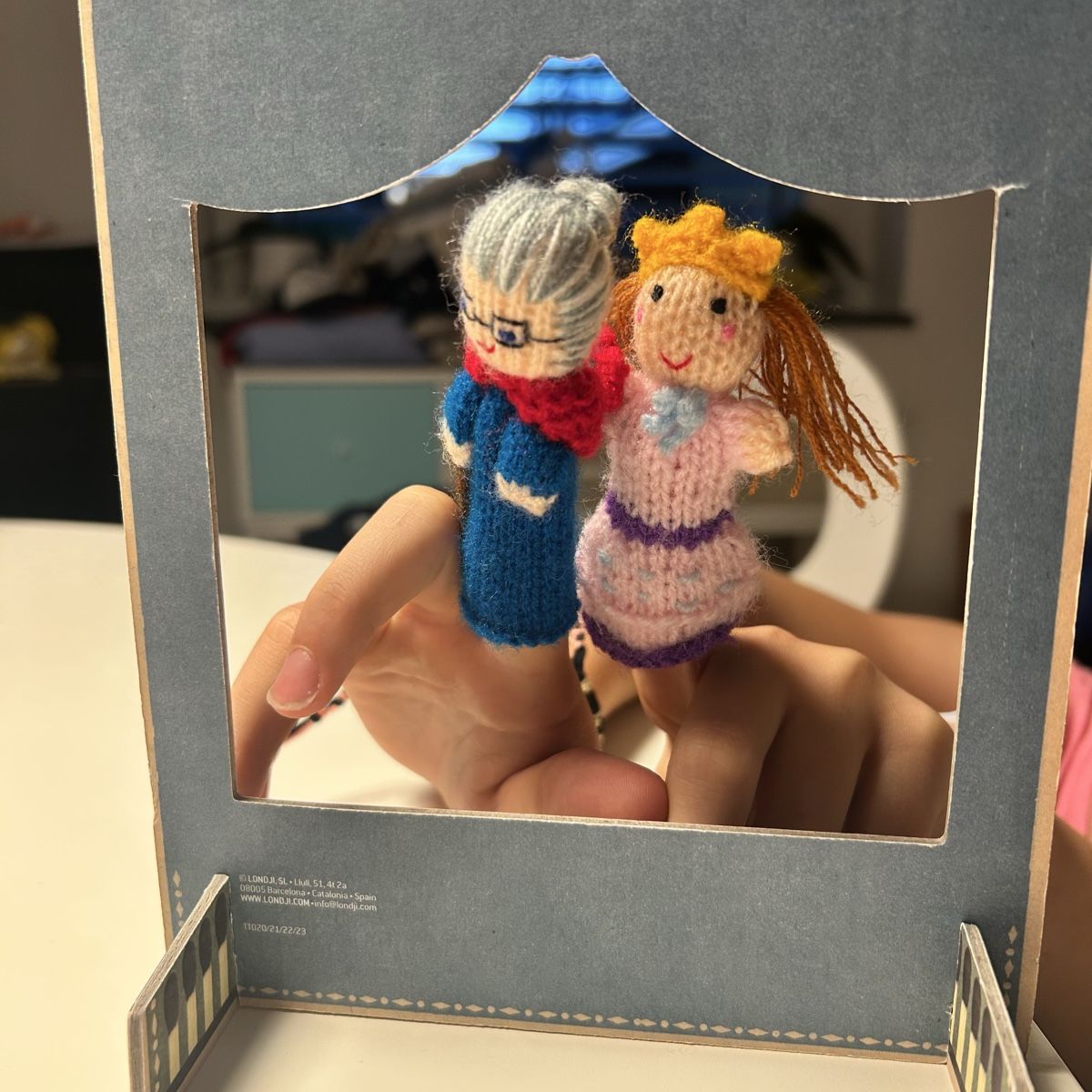 Giocattoli: Fingerpuppen Theater – Usato da Erlenbach ZH venduto da milalond 2