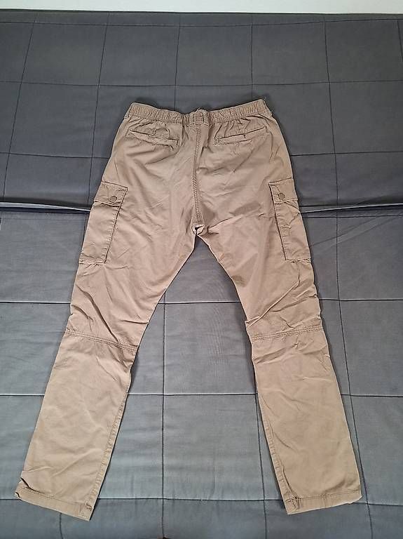Pantaloni: H&M Slim Fit Cargo Pants – Usato da Kriens venduto da Jeremyt05 1