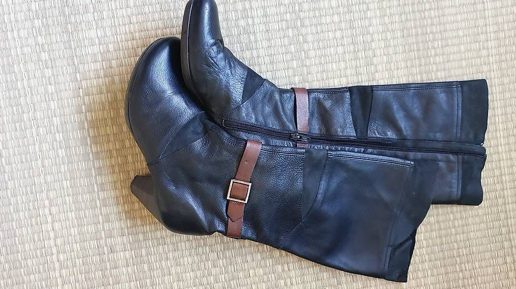 Scarpe da donna: Lederstiefel Gr.39 – Usato da Oberrieden venduto da Taramara 3
