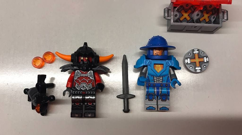 Jouets: Lego Nexo Knights Battle Blaster – D'occasion à Basel par jan_k9cz 2