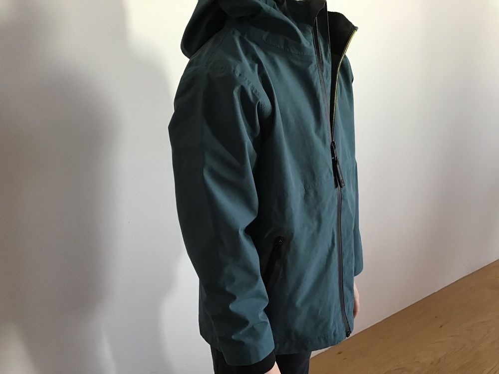 Vestes: Veste d’automne – D'occasion à Neuchâtel par sta_7qfy 3