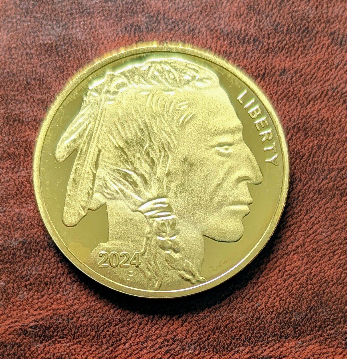 Medaglie: USA-1 Eagle Goldmedaille 2024 Replica – Nuovo e nell'imballaggio originale da Hittnau venduto da stamps_and_coins