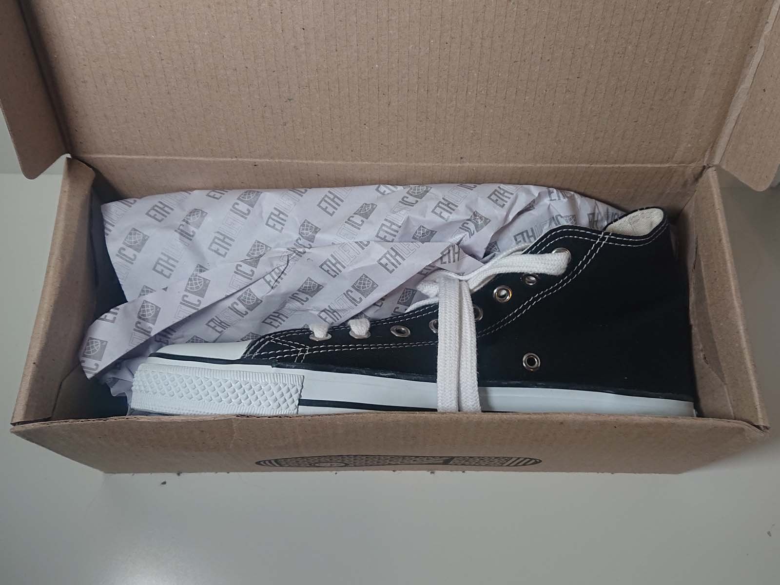 Chaussures hommes: Sneaker Ethletic Fair Trainer White Cap Hi Cut Classic Gr.43 – Neuf avec emballage d'origine à Zürich par Kneb 2