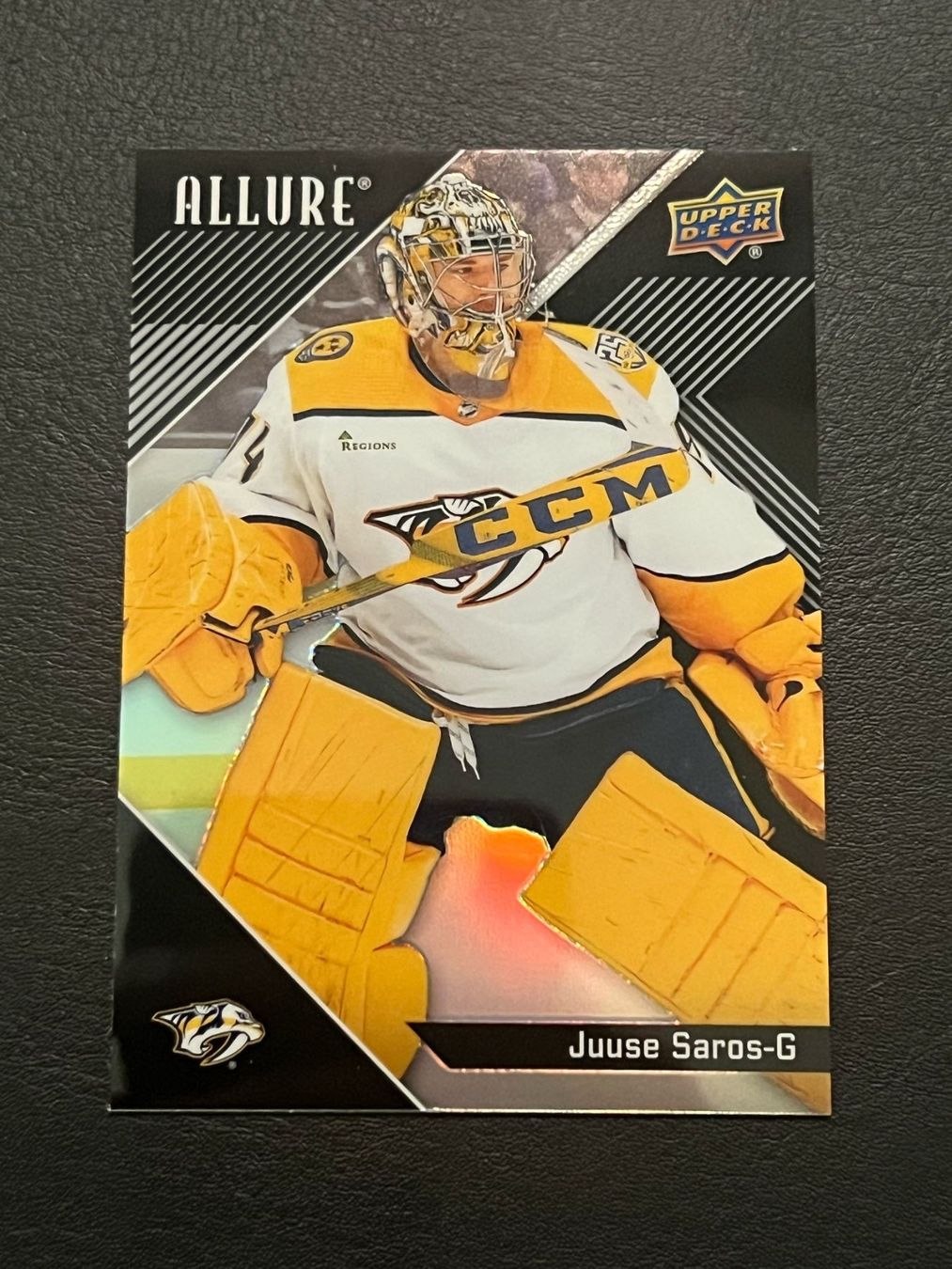 NHL Carte collezionabili: Juuse Saros 2024 Black Rainbow Nashville Predators – Nuovo (secondo la descrizione) da Möhlin venduto da SwissHockeyCards