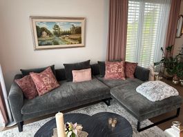 Stattliche Polstergruppe/gemütliches Ecksofa, neuwertig
