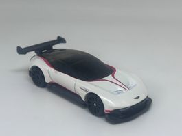 Hot Wheels Aston Martin Vulcan #67