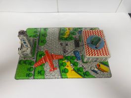 Flugspiel mit Uhrwerk Flughafen Flugzeug CCCP Russland UDSSR