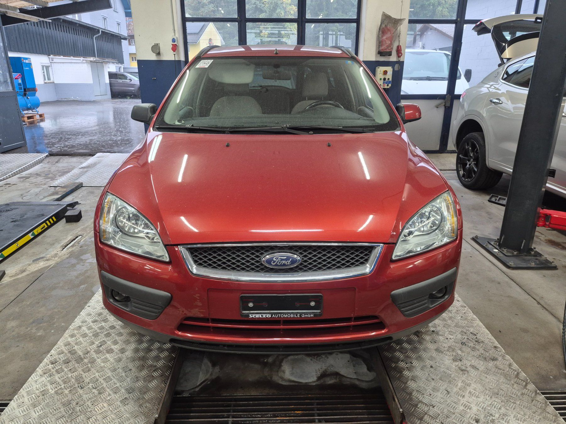 Ford Automobili: Ford Focus 2.0i 16v – Usato da St. Margrethen venduto da Autozentrum1