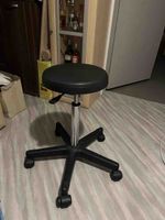 Hocker schwarz höhenverstellbar
