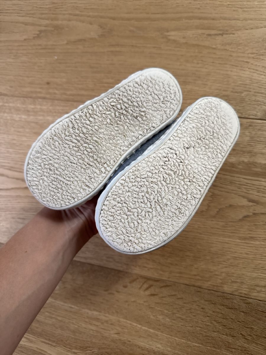 Toms Chaussures garçon: Chaussures légères Toms 23,5  – D'occasion à Montreux par canori 1