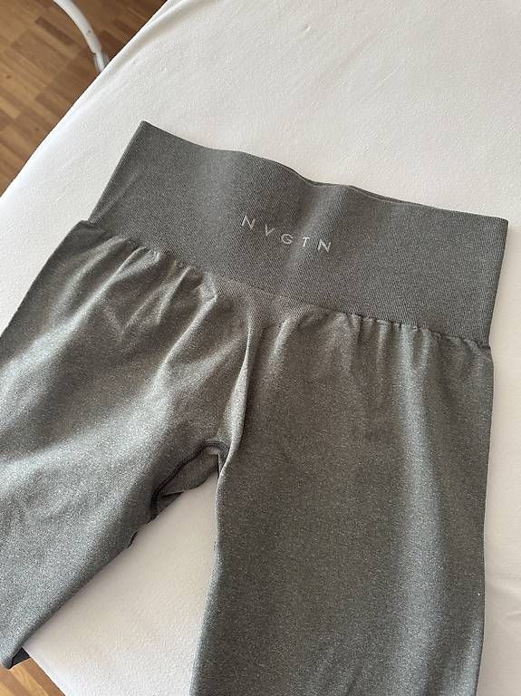 Leggings: sportleggins - nvgtn – Usato da Malters venduto da patrizia.schmid