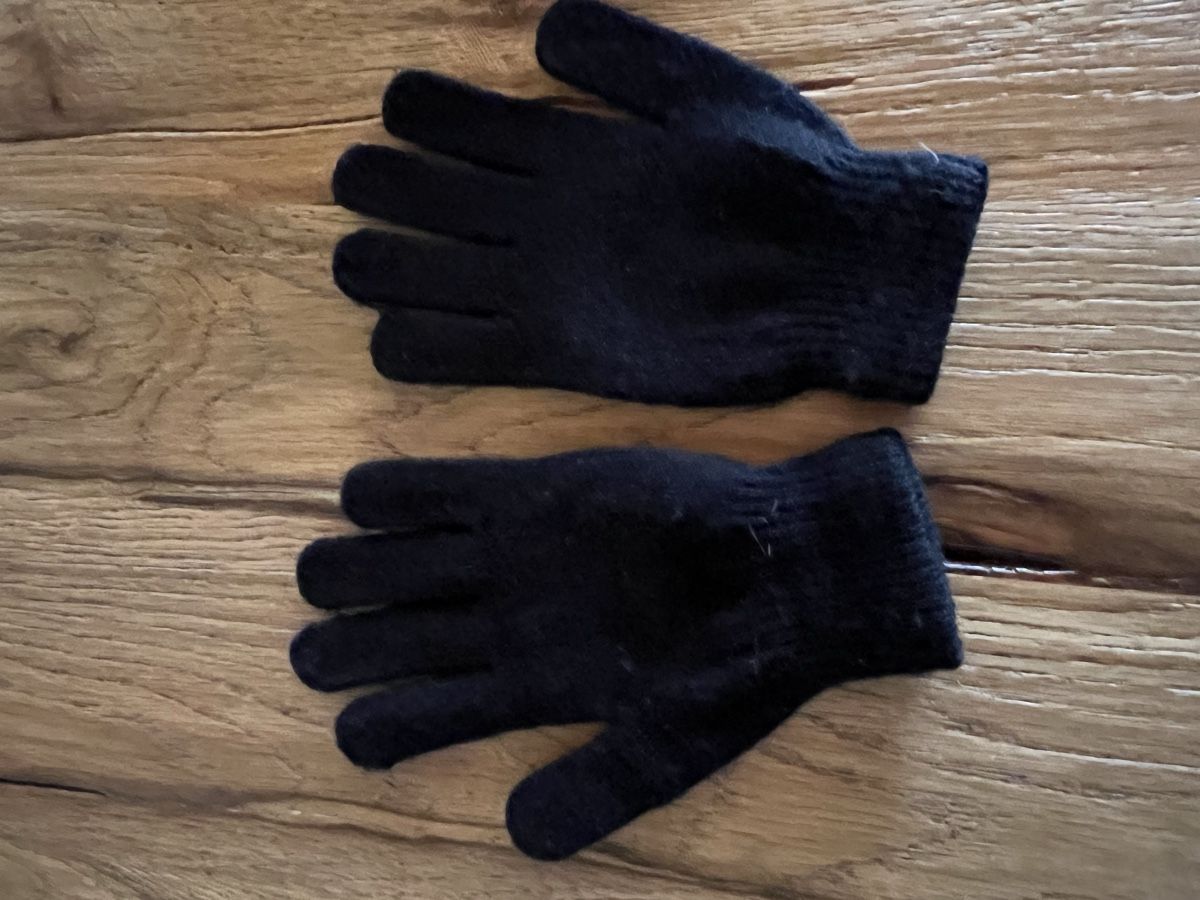 Guanti & manicotti: Neue Handschuhe mit Skelett-Print – Nuovo e nell'imballaggio originale da Kallnach venduto da sta_sy57 2