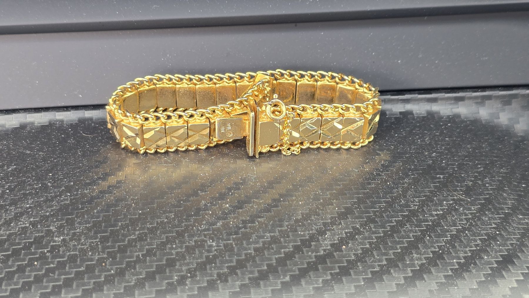 Bracciali & Braccialetti: magnifique bracelet dorée vintage – Usato da Cressier NE venduto da Oldwatch94 2