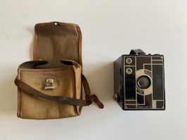 Beau Brownie vintage Box/Loch Kamera von Kodak