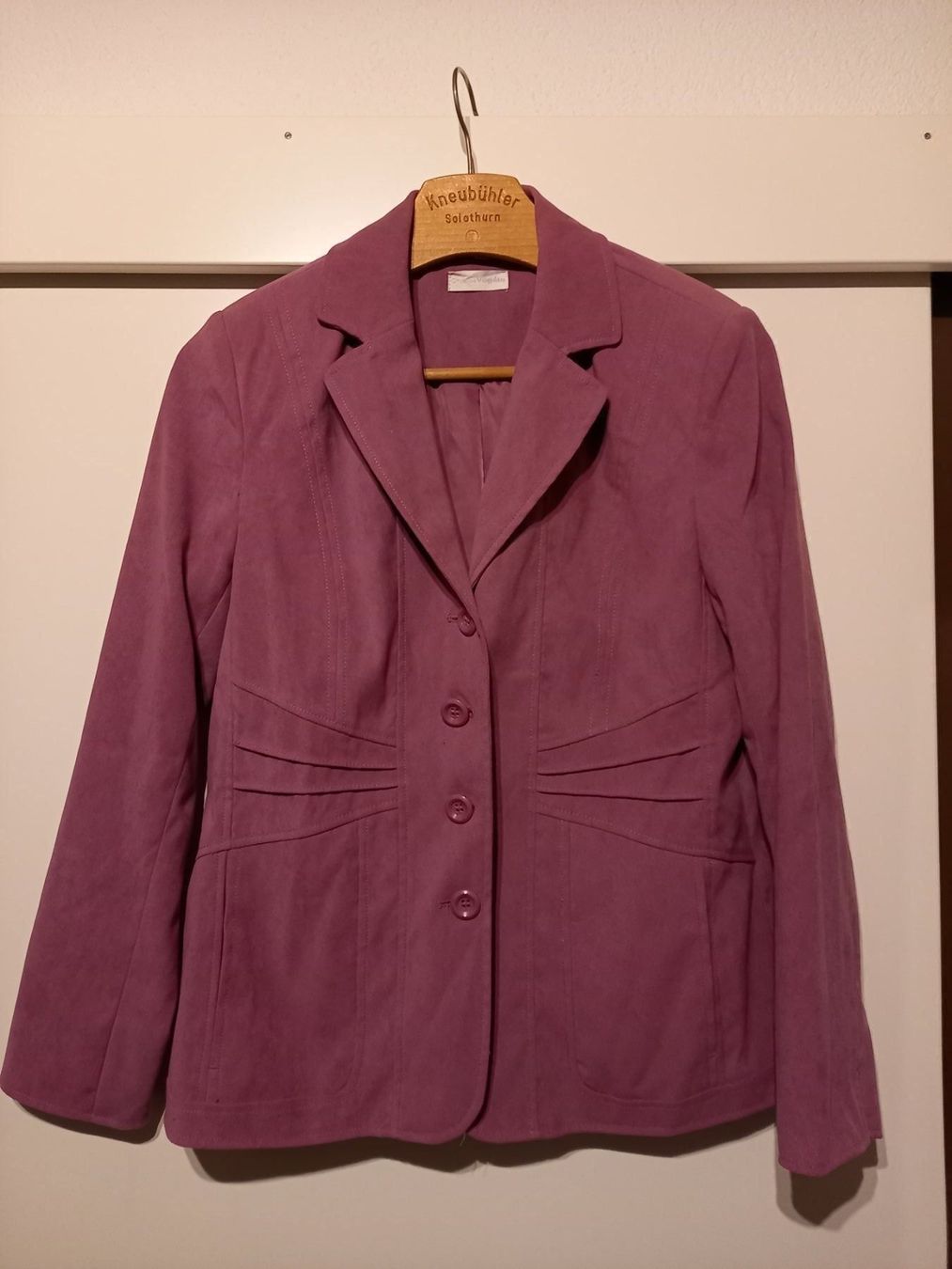 Giacche: Elegante, dünne Jacke  42 – Usato da Bätterkinden venduto da Elefantenzoo