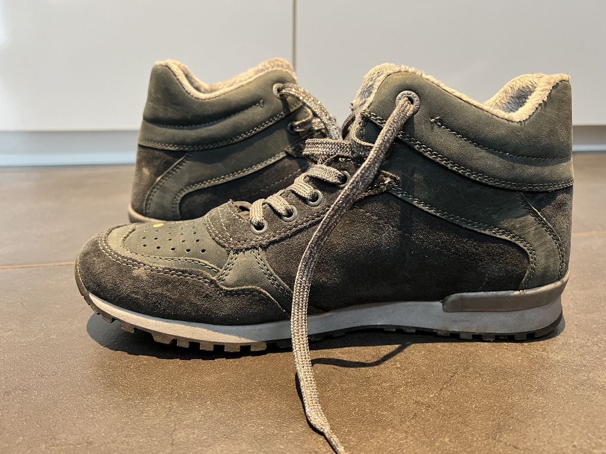 Scarpe per ragazze: Vado Schuh – Usato da Heitenried venduto da Tannenbaum25 3