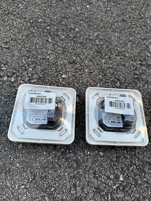Schalter: UP Raumthermostat 230V – Gebraucht aus Cham von Andrin_21 1
