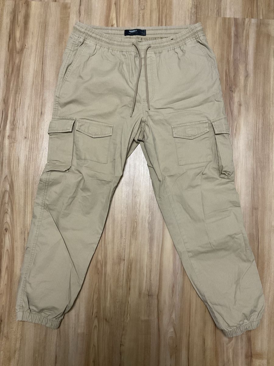 Pull&Bear Pantaloni: Herren 3x Cargohose Pull&Bear Grösse L guter Zustand – Usato da Rorschach venduto da daj_9gxt 6