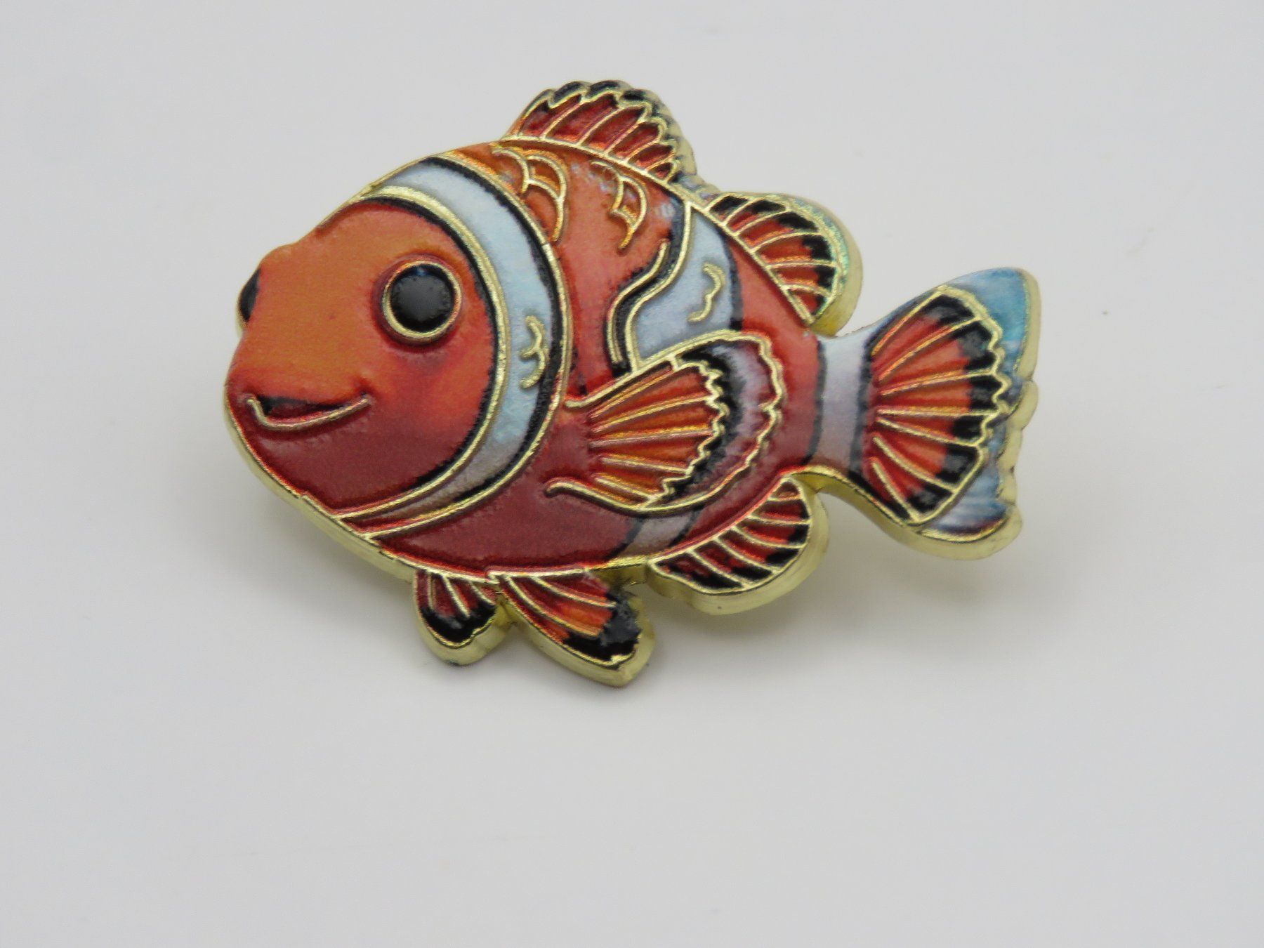 Spille & Fermagli: Ansteck Pin - Clownfisch - Emaille - Goldfarben - 3x2,3cm – Nuovo e nell'imballaggio originale da Grenchen venduto da Yamahwildstar16 1