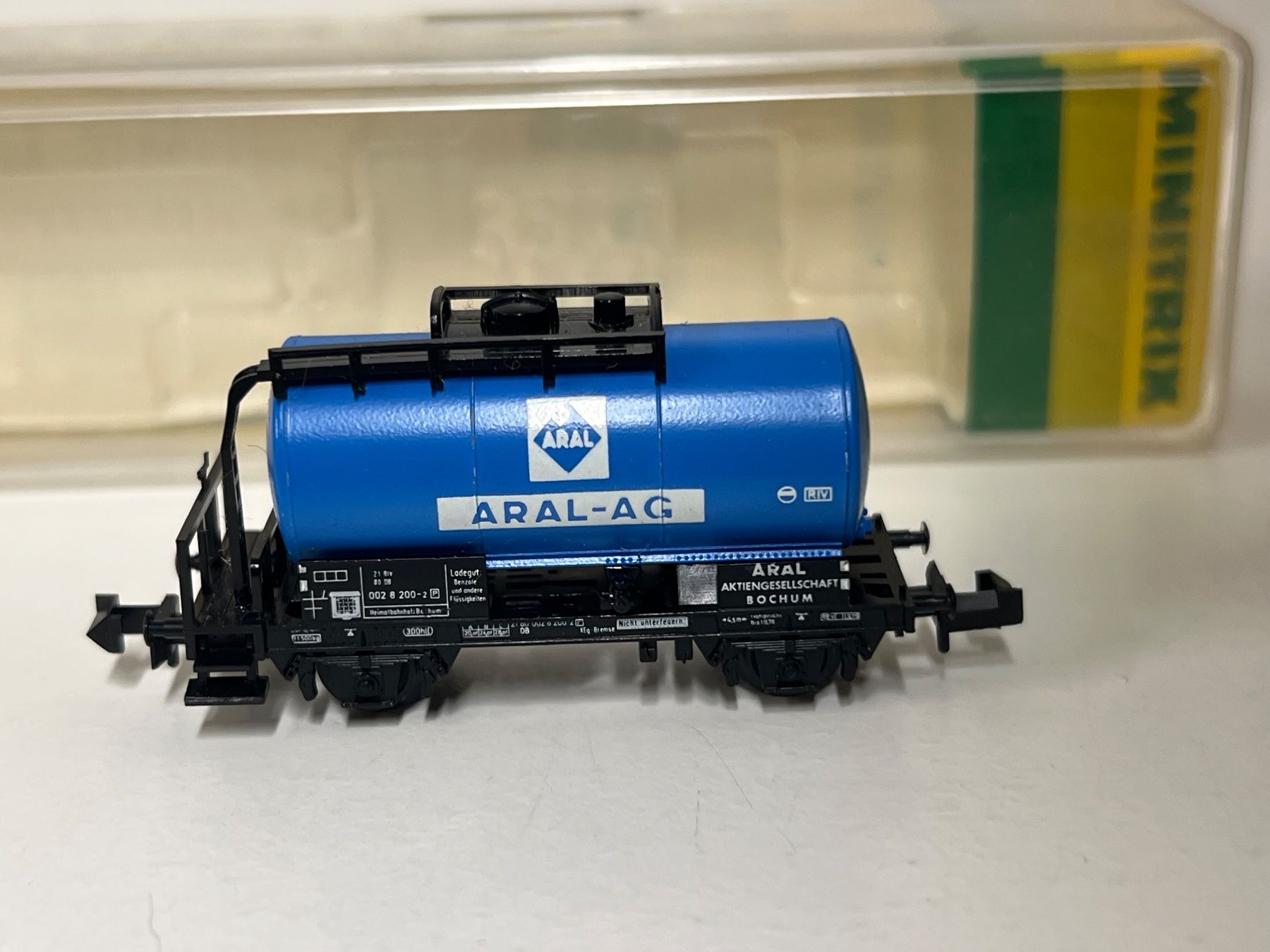 Trix Modelleisenbahnen: MINITRIX 51 3543  00 Aral   Spur N – Gebraucht aus Neuenhof von ludovicco
