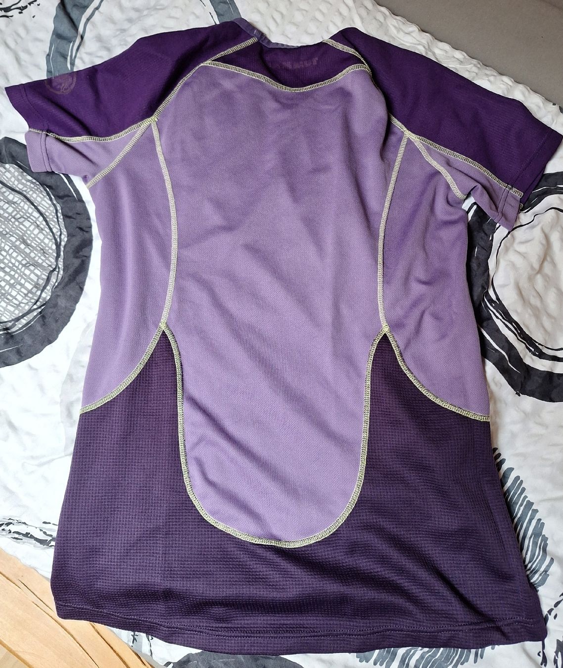 Mammut T-shirts: Mammut Shirt – D'occasion à Uttigen par lunalisa01 1