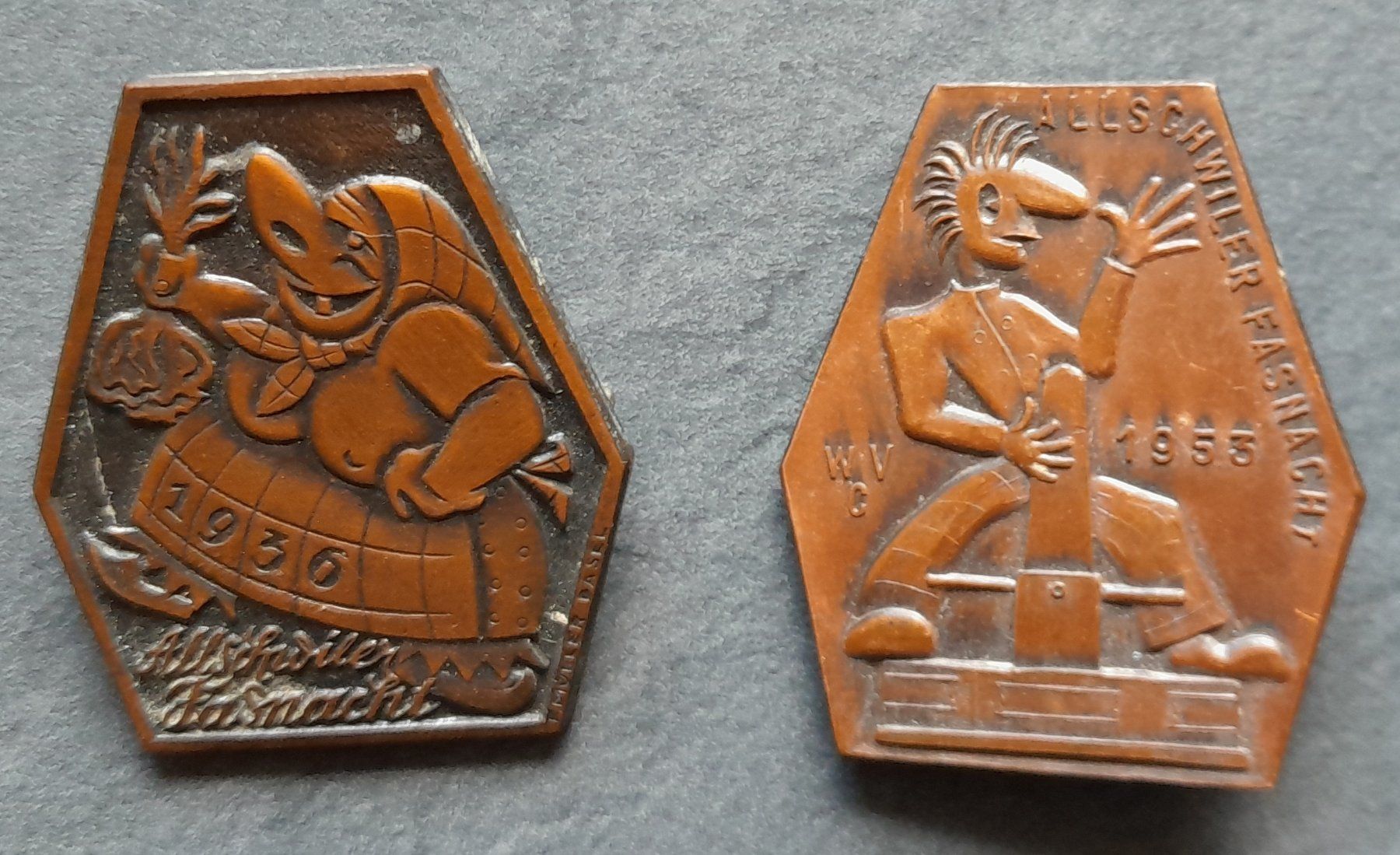 Placchette & Badge: Plakette ALLSCHWILER – Usato da Liesberg venduto da Ragged
