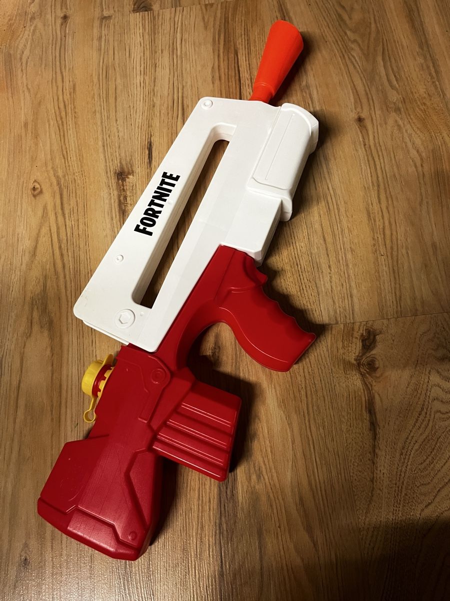 Nerf Giocattoli: Fortnite Nerf Wasserpostole – Usato da Trimstein venduto da chinchi01