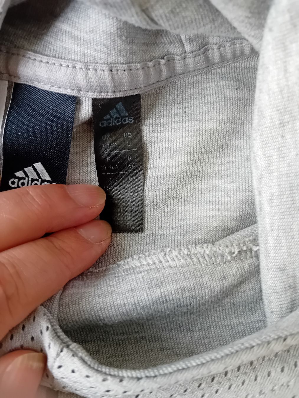 Adidas Maglioni & Felpe: Adidas Hoodie Größe 164 - Hellgrau – Usato da Romanshorn venduto da milenva 2