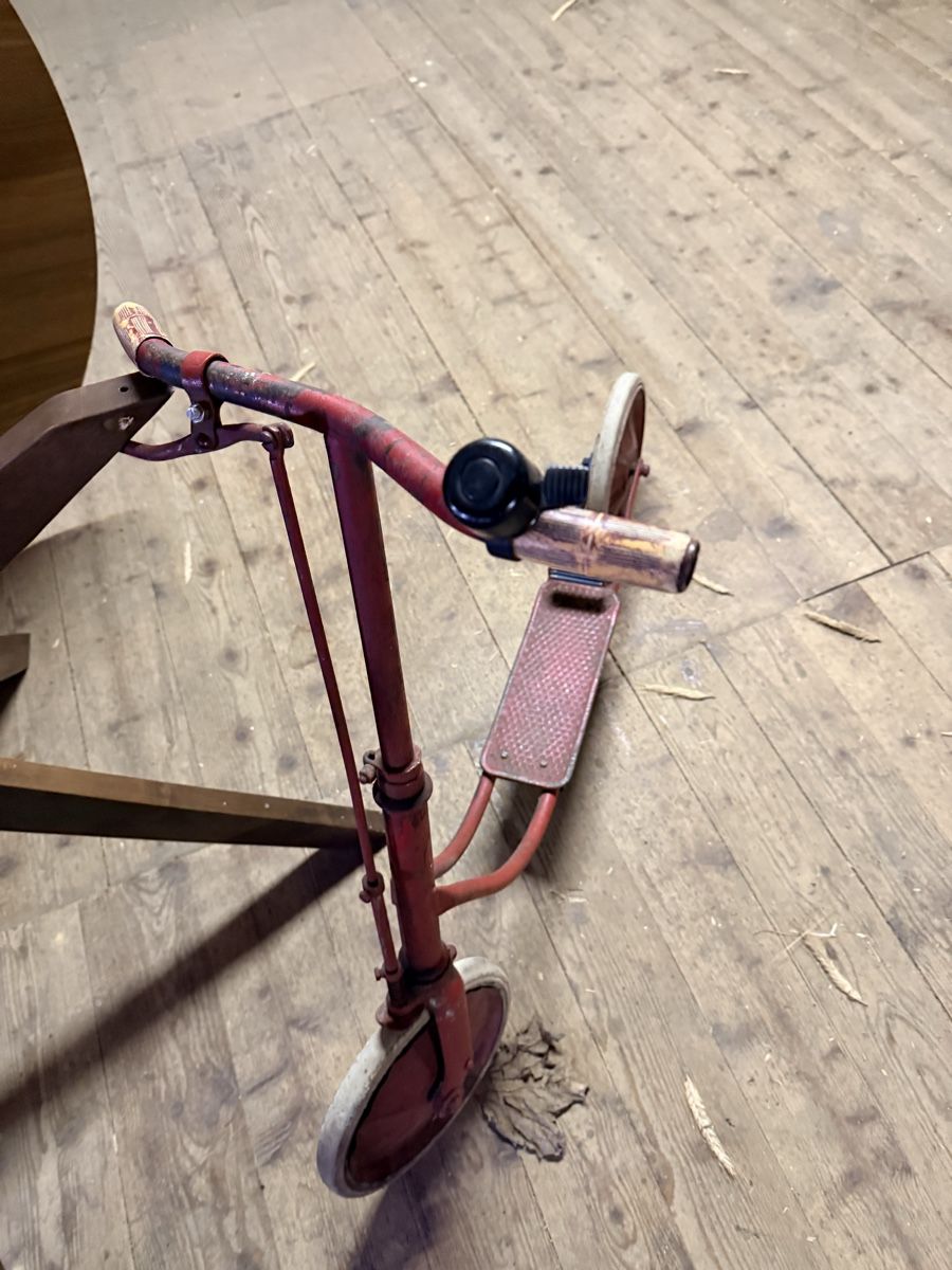 Veicoli per bambini: Cooles Vintage Trottinett – Usato da Solothurn venduto da NUVICO 1