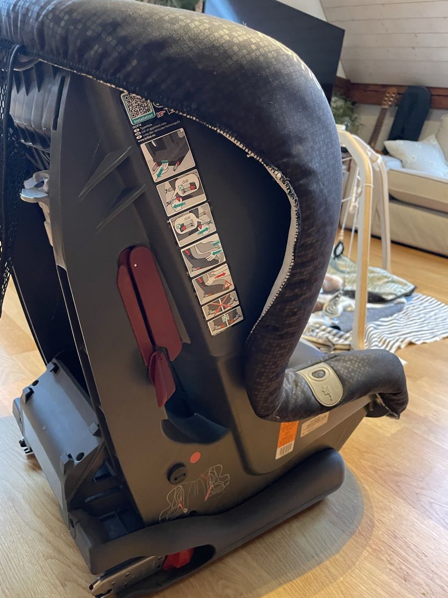 Seggiolini per auto: Kindersitz Römer Duo plus – Usato da Mühlethal venduto da Manuloosli 1