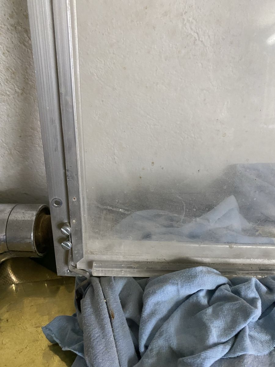 Türen: 2 Fenêtre porte de garage  – Gebraucht aus Reconvilier von kek2732 6