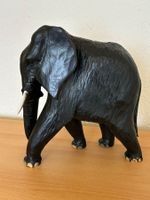 Sculpture éléphant en bois d’ébène