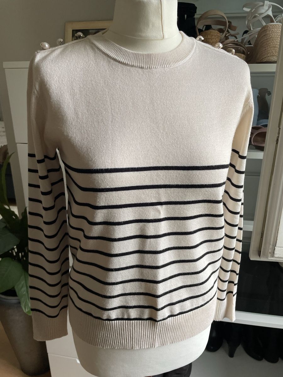 Pullover & Sweatshirts: White sweater with stripes - size 36  Worn just once – Neu (gemäss Beschreibung) aus Fischbach-Göslikon von Vera2109