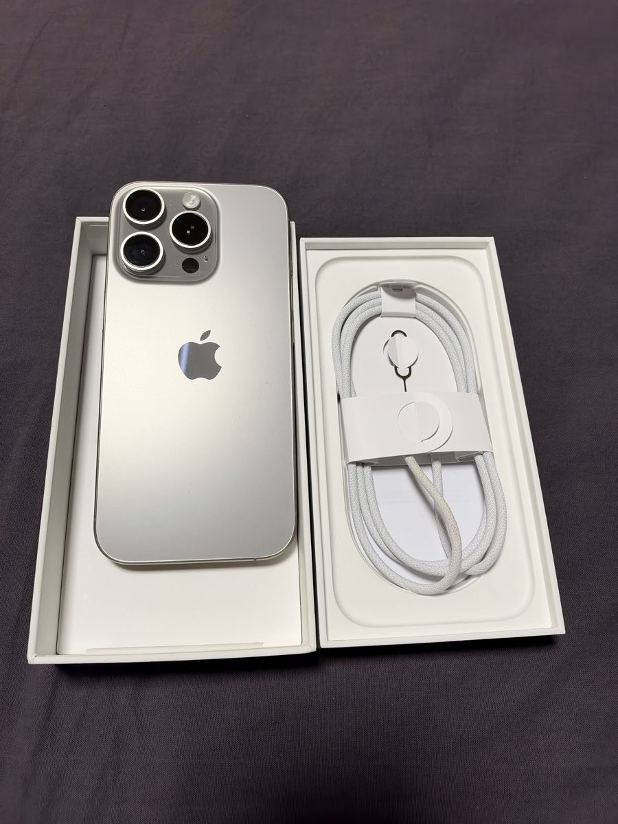 Apple Portables: iPhone 16 Pro 256Gb – D'occasion à Bouveret par vit_br9v