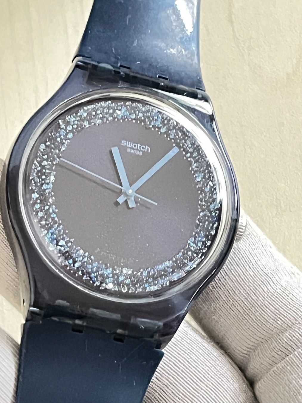 Swatch Orologi: Swatch Damenuhr, dunkelblau mit Glitzer – Usato da Grenchen venduto da chththl 6