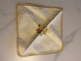 Tischdecke und Servierten Set Handgemacht mit Strick