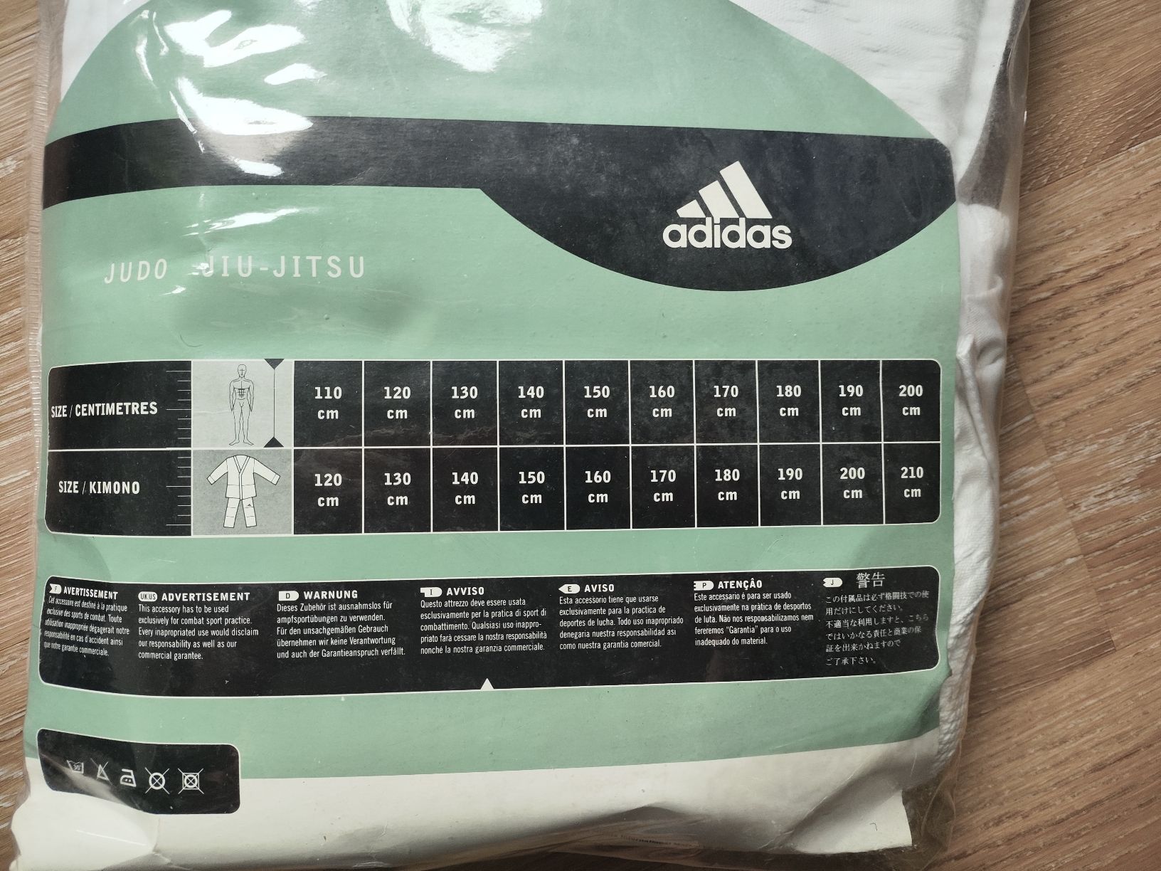 Kimonos: Addidas Judo Kimono Set – Gebraucht aus Winterthur von Ajcps 2