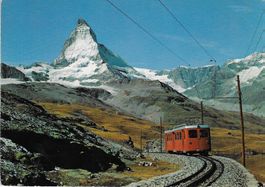 Zermatt Gornergratbahn mit Matterhorn